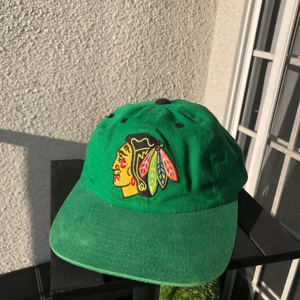 Chicago Blackhawks Hat (1990s)
